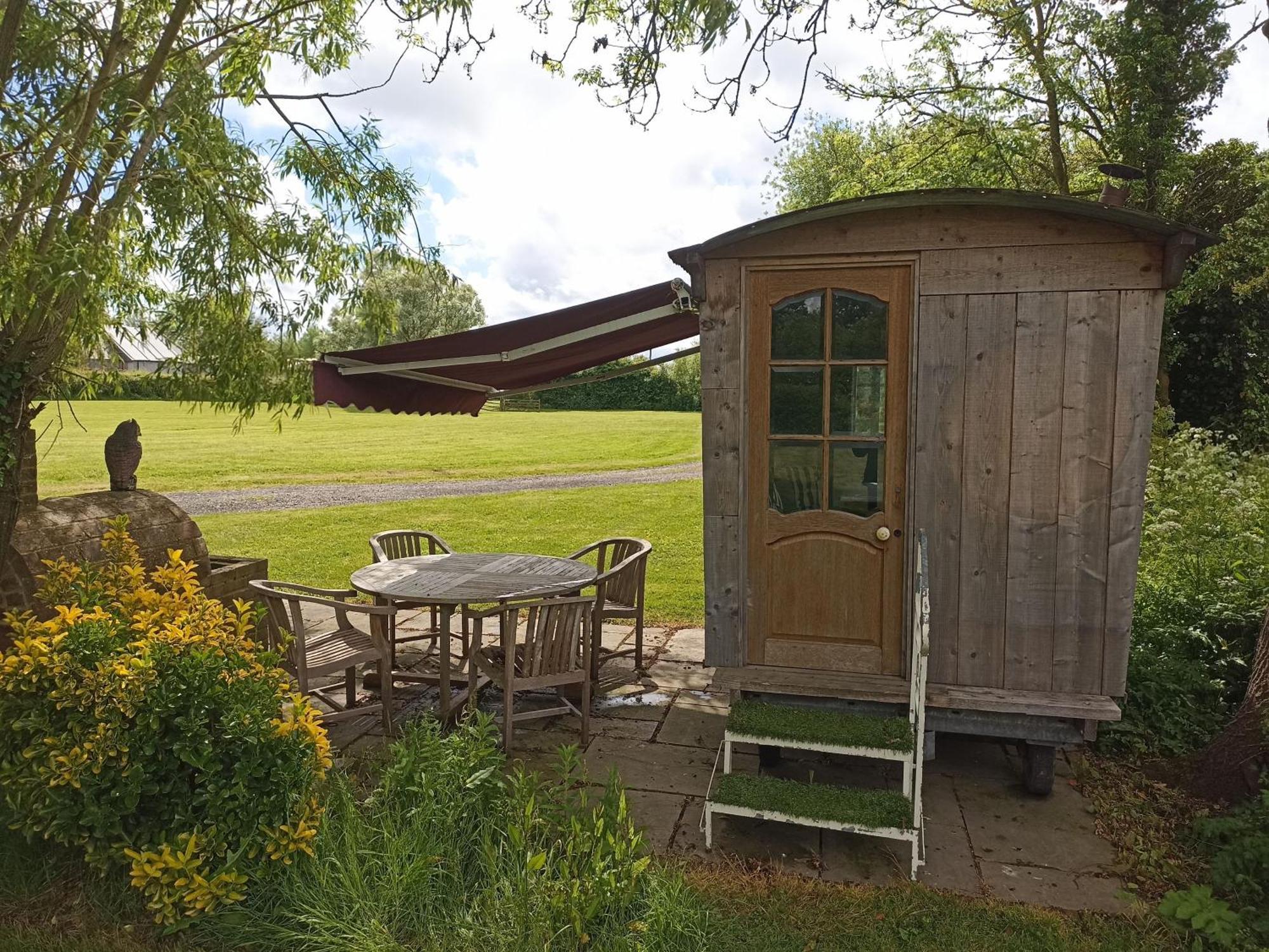 The Oast By Bloom Stays Newenden Exterior foto